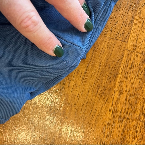 Blue women’s zyia twist front crop top t shirt reversible size medium - Picture 9 of 10